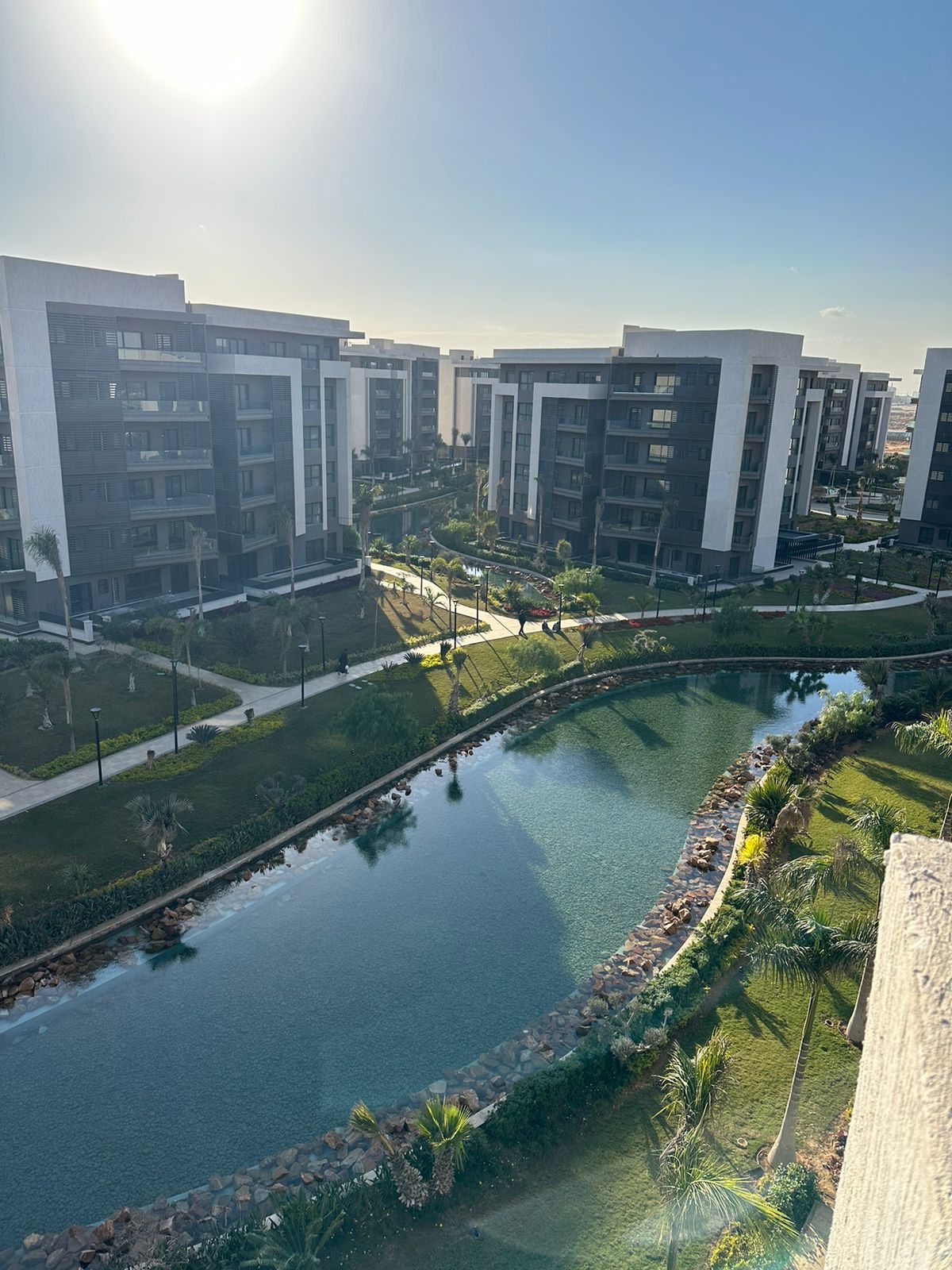 شقة في مدينتي 155 م2 للبيع كاش على بحيرات استلام فوري 11,000,000 ج 